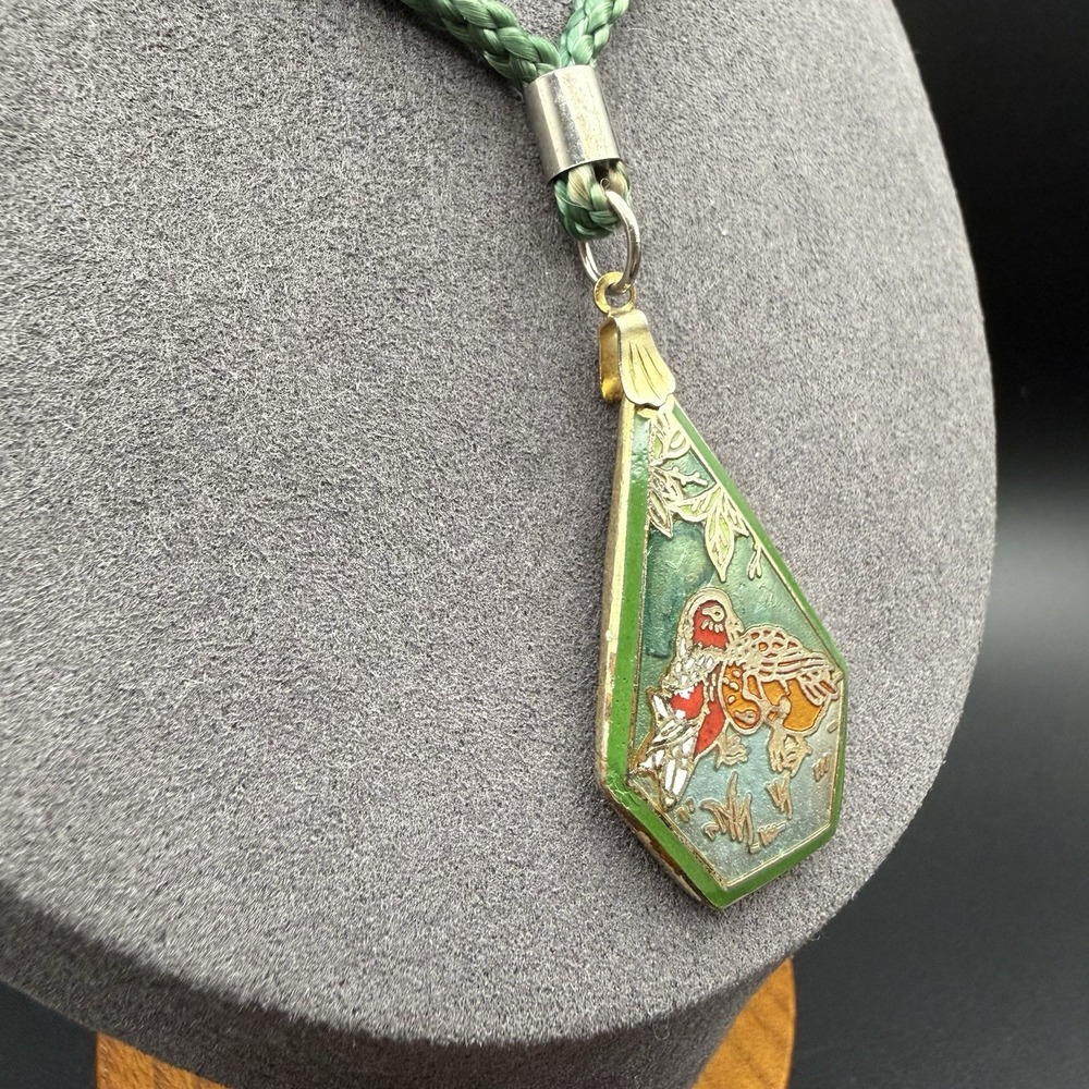 Vintage Cloisonné Enamel Bird Duck Pendant Gold Tone Green Braided Cord Necklace - Picture 3 of 11